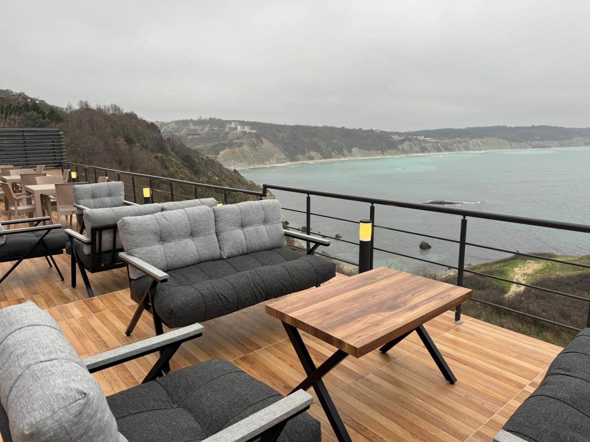 Marina Fener Hotel Istanbul Airport Karaburun  エクステリア 写真
