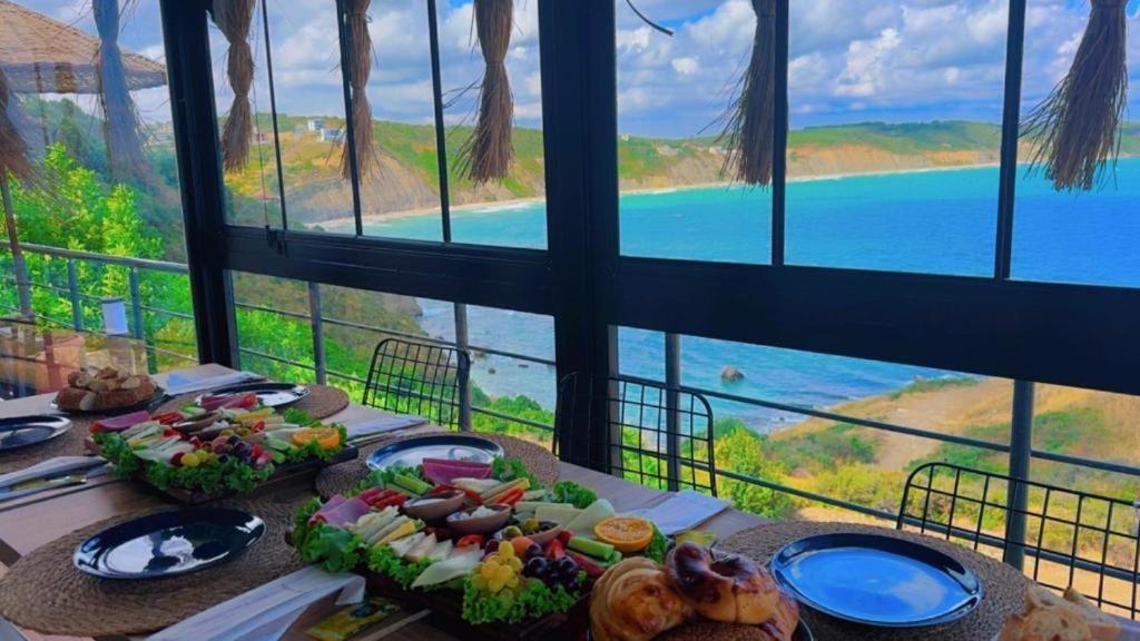 Marina Fener Hotel Istanbul Airport Karaburun  エクステリア 写真
