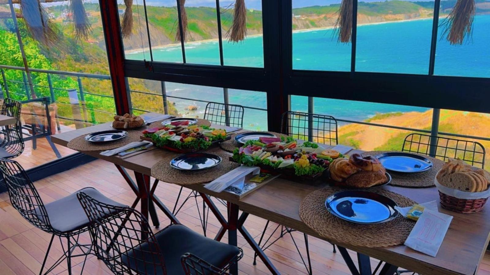 Marina Fener Hotel Istanbul Airport Karaburun  エクステリア 写真